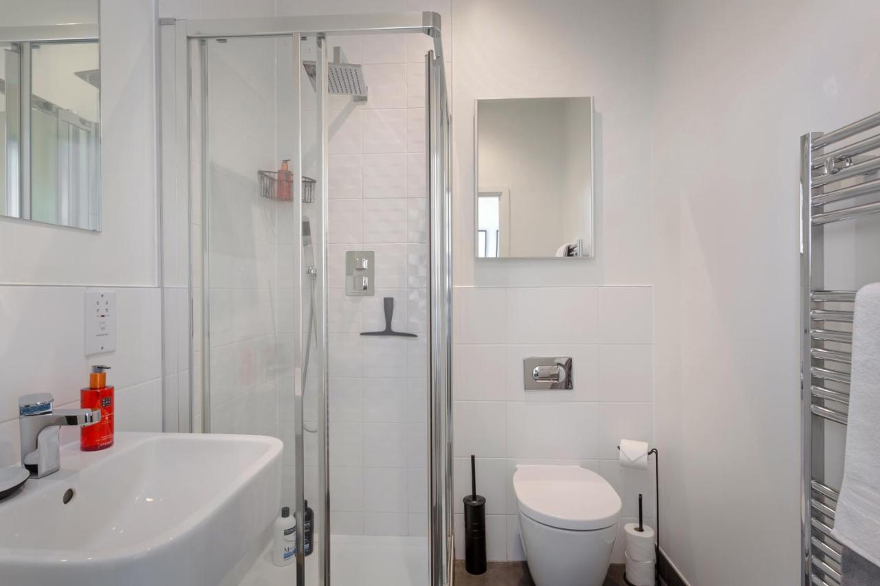 Luxury Serviced Apartments Stevenage, Hertfordshire Eksteriør bilde