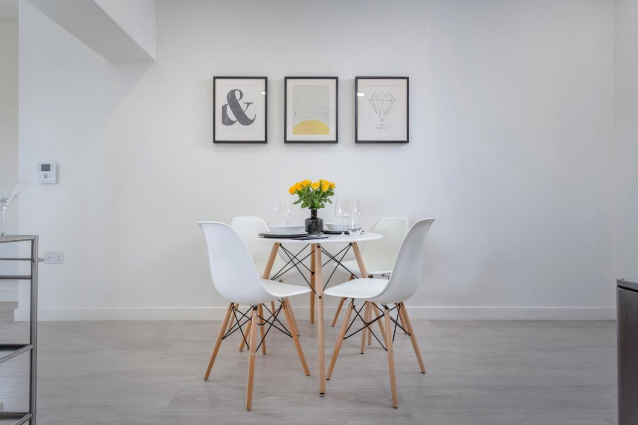 Luxury Serviced Apartments Stevenage, Hertfordshire Eksteriør bilde