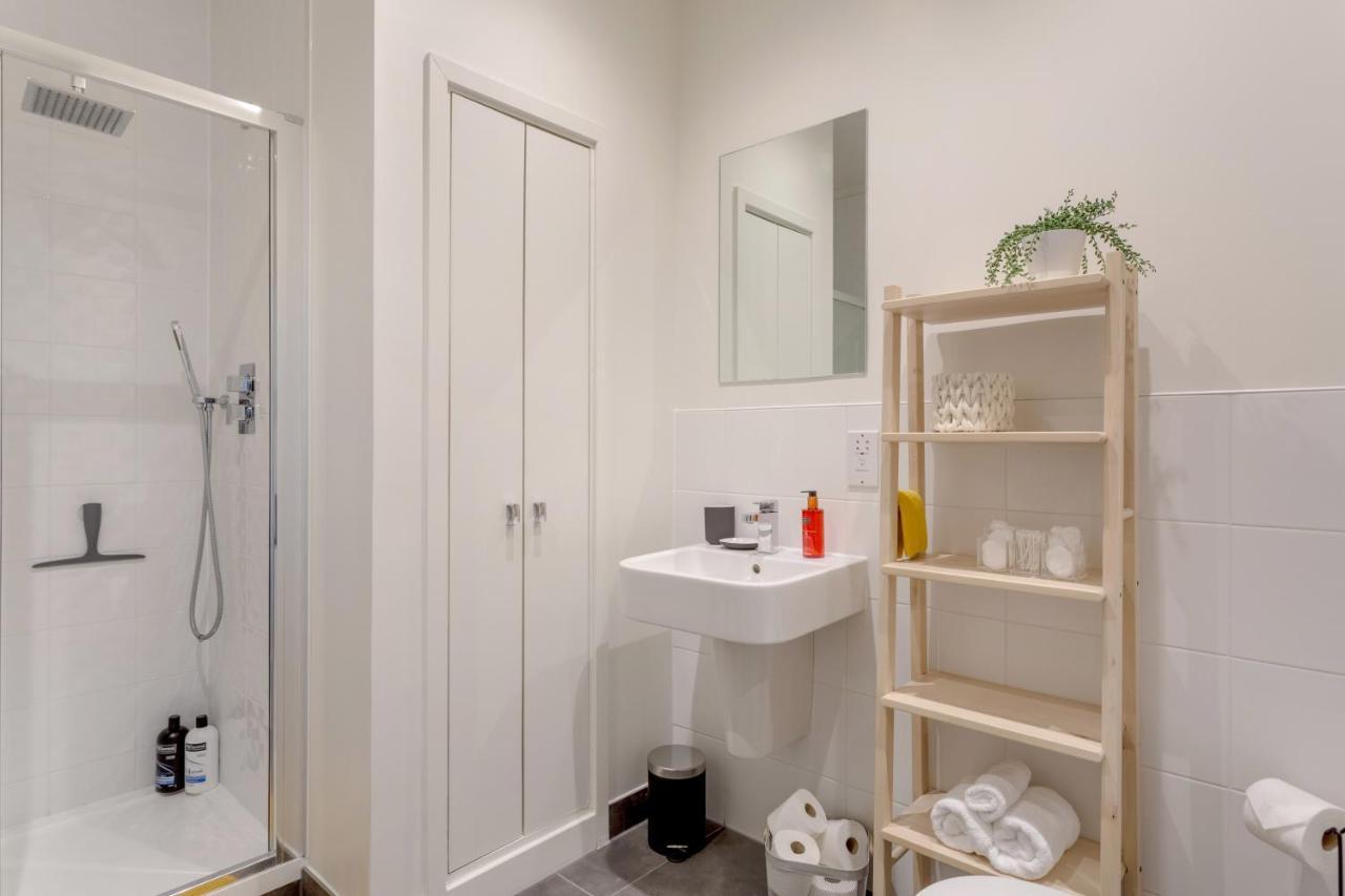 Luxury Serviced Apartments Stevenage, Hertfordshire Eksteriør bilde