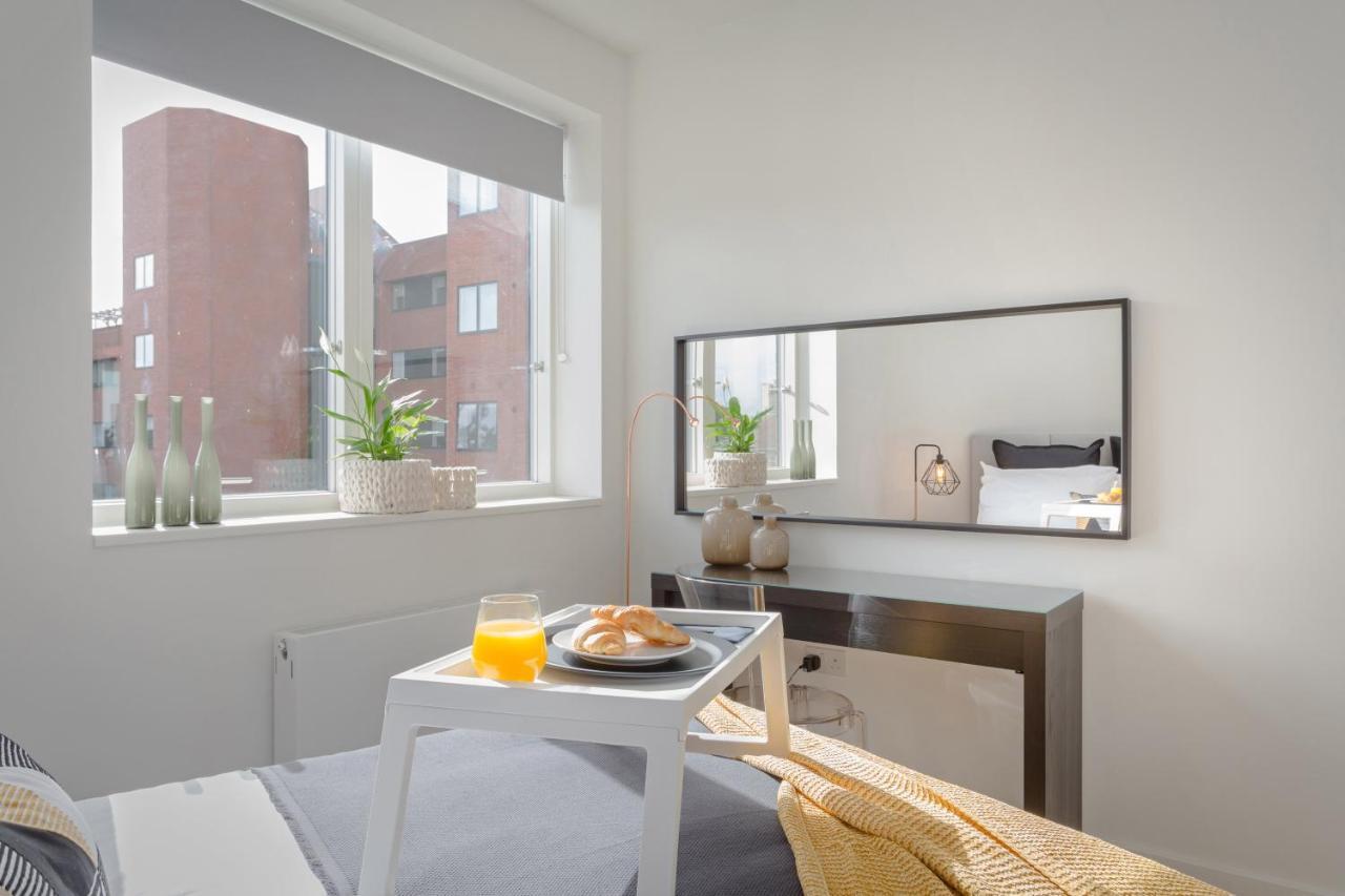 Luxury Serviced Apartments Stevenage, Hertfordshire Eksteriør bilde